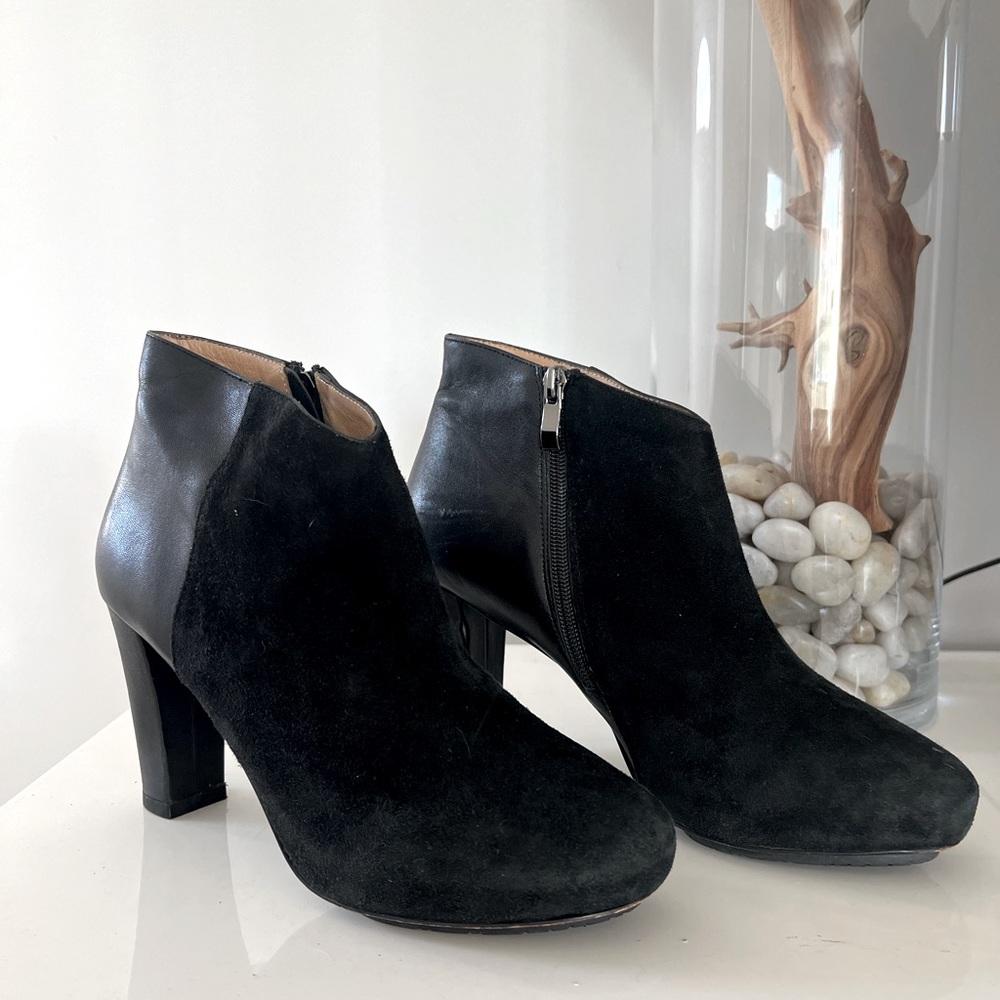 London Kate seude boots